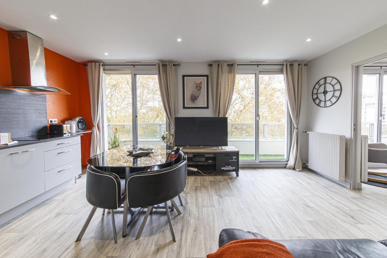 Chic Appartement Vue Sur Parc Au Calme Анже Екстериор снимка